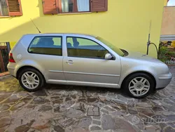 Usata 2001 VW Golf IV Tre volumi | 2500 € (Buon prezzo)