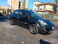 Nero Usata 2010 Renault Clio II Due volumi | 2000 € (Super prezzo)