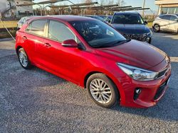 Rosso Usata 2018 Kia Rio Active Tre volumi | 10.900 € (Cara)