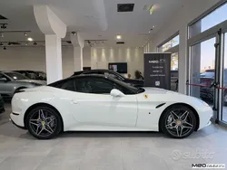 Bianco Usata 2015 Ferrari California Cabrio | 152.000 € (Buon prezzo)