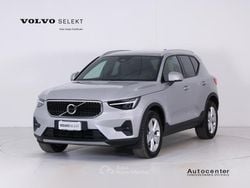 Argento Usata 2025 Volvo XC40 Core SUV | 34.900 € (Buon prezzo)
