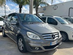 Grigio Usata 2009 Mercedes B200 Premium Monovolume | 3500 € (Molto cara)