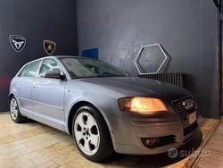 Grigio Usata 2006 Audi A3 Ambition Tre volumi | 1700 € (Ottimo prezzo)