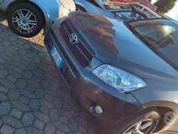 Grigio Usata 2007 Toyota RAV4 SUV | 6500 €