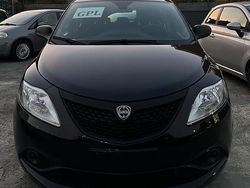 Nero Usata 2019 Lancia Ypsilon Platinum Due volumi | 10.200 € (Buon prezzo)