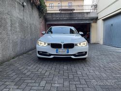 Bianco Usata 2014 BMW 318 Sport Line Station wagon | 10.000 €