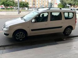 Bianco Usata 2012 Dacia Logan Tre volumi | 5500 € (Buon prezzo)