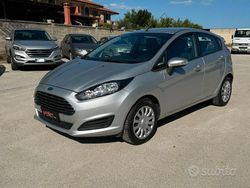Argento Usata 2012 Ford Fiesta Due volumi | 6200 € (Buon prezzo)