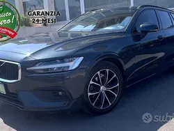 Grigio(met.) Usata 2020 Volvo V60 R-Design Station wagon | 18.000 € (Super prezzo)