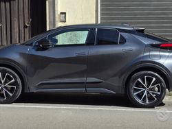 Grigio Usata 2024 Toyota C-HR Trend SUV | 32.000 € (Molto cara)
