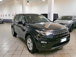 Nero Usata 2016 Land Rover Discovery 4 SE SUV | 15.300 €