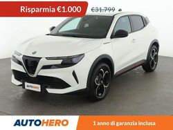 Bianco Nuova 2025 Alfa Romeo Junior Edizione Speciale SUV | 30.799 € (Cara)