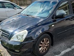 Nero Usata 2007 Kia Carnival Monovolume | 2000 €