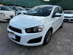 Bianco Usata 2012 Chevrolet Aveo LTZ Tre volumi | 4400 € (Buon prezzo)