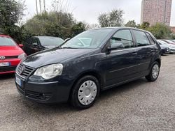 Grigio Usata 2007 VW Polo Comfortline Tre volumi | 1800 € (Buon prezzo)