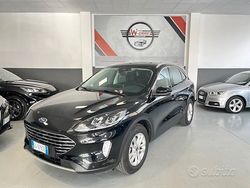 Nero Usata 2021 Ford Kuga Titanium SUV | 15.500 € (Ottimo prezzo)