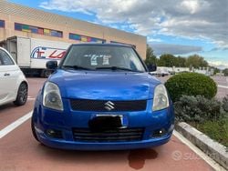 Usata 2008 Suzuki Swift Tre volumi | 1500 €