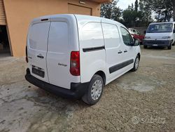 Usata 2011 Citroën Berlingo Monovolume | 6000 €