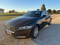 Nero Usata 2017 Jaguar XF Prestige Tre volumi | 5900 € (Super prezzo)