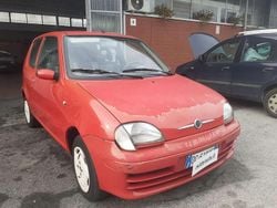 Rosso Usata 2006 Fiat 600 Due volumi | 1800 € (Ottimo prezzo)