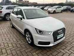 Bianco Usata 2015 Audi A1 Sport Tre volumi | 12.500 € (Buon prezzo)