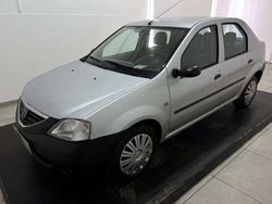 Grigio metallizzato Usata 2006 Dacia Logan Lauréate Tre volumi | 2470 € (Ottimo prezzo)