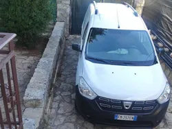 Bianco Usata 2017 Dacia Dokker Ambiance Furgone | 6400 € (Buon prezzo)