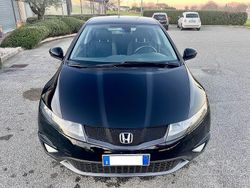 Nero Usata 2011 Honda Civic Tre volumi | 6400 € (Buon prezzo)
