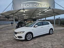 Bianco Usata 2019 Fiat Tipo Lounge Tre volumi | 8490 € (Buon prezzo)