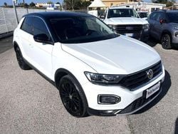 Bianco Usata 2018 VW T-Roc Business SUV | 18.500 € (Cara)