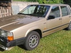 Bronzo Usata 1986 Volvo 740 Tre volumi | 9750 €