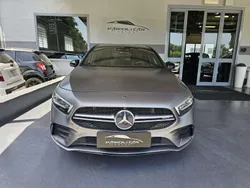 Grigio Usata 2019 Mercedes A35 AMG AMG Coupé | 31.900 € (Buon prezzo)