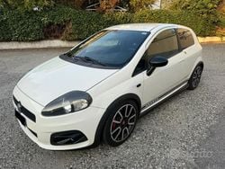 Bianco Usata 2009 Abarth Grande Punto Due volumi | 11.000 €