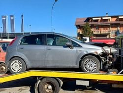 Usata 2005 Fiat Grande Punto Due volumi | 500 €