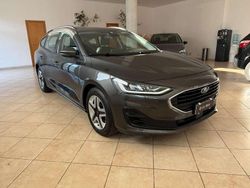 Grigio Usata 2022 Ford Focus Business Edition Station wagon | 12.950 € (Buon prezzo)