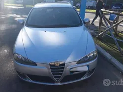 Usata 2004 Alfa Romeo 147 Due volumi | 2000 € (Buon prezzo)