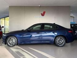 Blu Usata 2017 Alfa Romeo Giulia Business Tre volumi | 18.400 € (Buon prezzo)