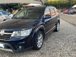 Usata 2011 Fiat Freemont SUV | 9000 € (Cara)