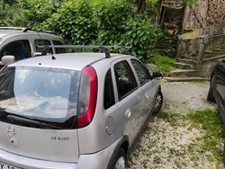 Usata 2005 Opel Corsa Enjoy Tre volumi | 1000 € (Buon prezzo)