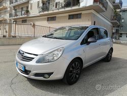 Grigio Usata 2011 Opel Corsa Cosmo Tre volumi | 4850 € (Buon prezzo)