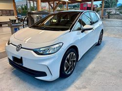 Bianco Usata 2024 VW ID.3 Pro Performance Due volumi | 29.900 € (Cara)