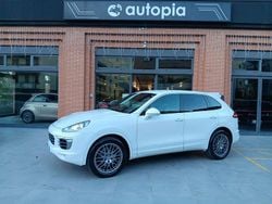 Bianco Usata 2015 Porsche Cayenne SUV | 26.500 € (Buon prezzo)