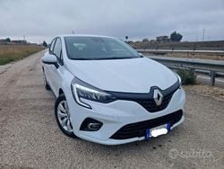 Bianco Usata 2020 Renault Clio V Zen Tre volumi | 11.990 € (Ottimo prezzo)