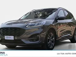 Magnetic gray Usata 2021 Ford Kuga ST-Line SUV | 21.400 € (Buon prezzo)