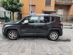 Usata 2016 Jeep Renegade SUV | 12.000 € (Buon prezzo)