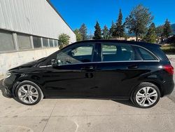 Usata 2017 Mercedes B200 Monovolume | 14.500 €