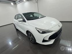 Bianco Nuova 2025 MG MG3 Comfort Due volumi | 15.990 € (Buon prezzo)