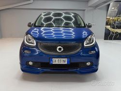 Blu/azzurro Usata 2017 Smart ForFour Brabus Due volumi | 10.900 € (Buon prezzo)