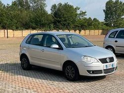 Grigio Usata 2008 VW Polo Tre volumi | 4000 €