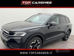 Nero Usata 2024 VW Touareg Style SUV | 63.900 € (Molto cara)